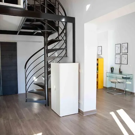 Modern Loft In The Heart Of Διαμέρισμα *