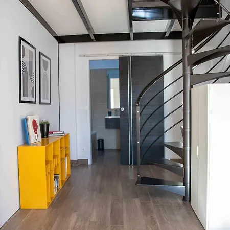 Modern Loft In The Heart Of Κάννες